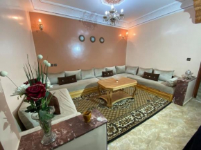 Private House, 2rooms, Garden, 2min from the beach